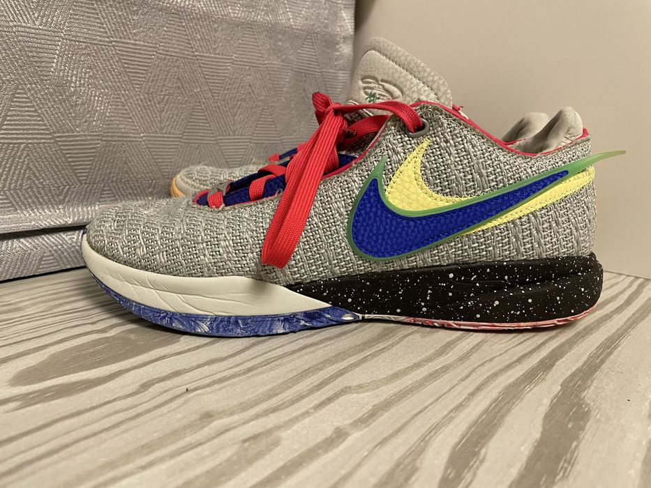 Lebron 20(XX) “Nike lifer”