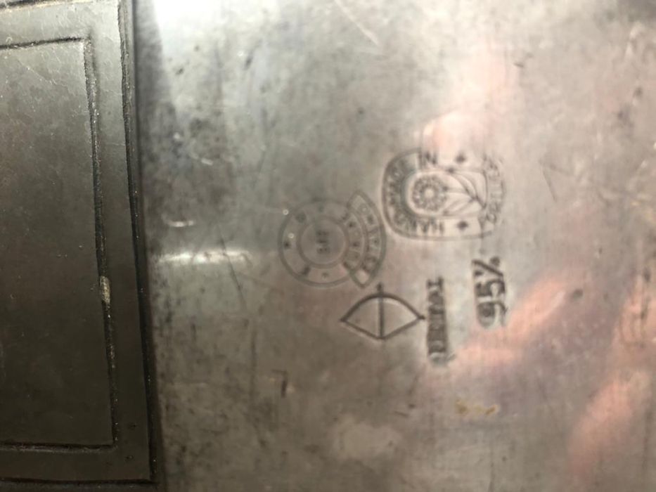 Vendo caixa em Estanho Puro (95%).