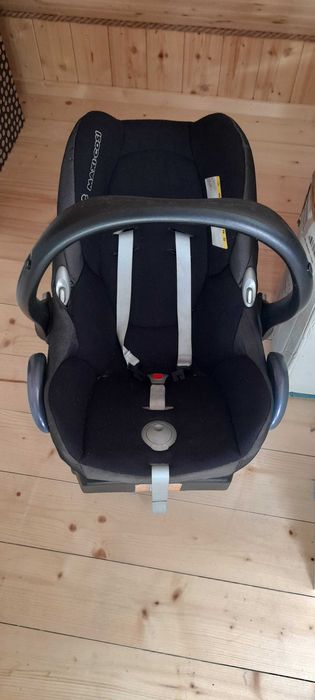 Fotelik maxi cosi 0-13 kg +baza