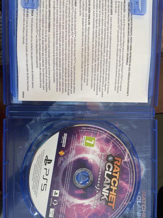 Jogo PS5 Ratchet e Clank Uma dimensão à parte