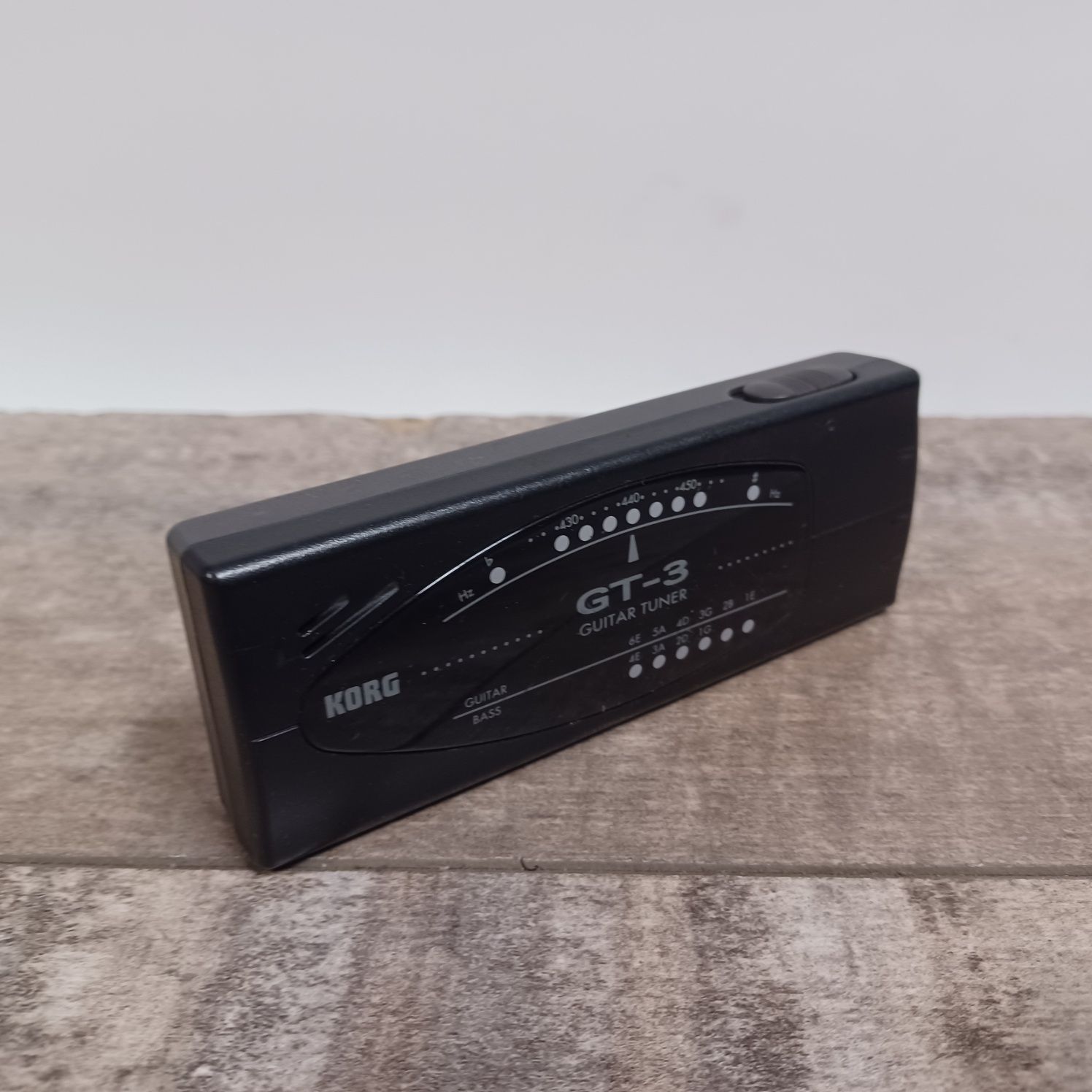 Korg GT-3 stroik tuner gitarowy basowy