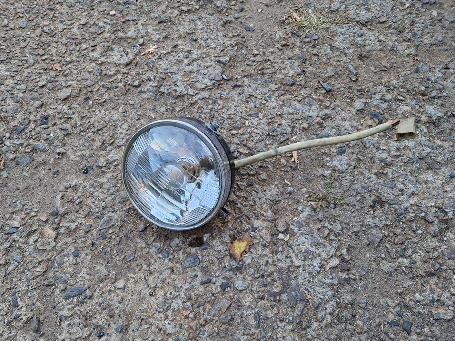 Фара Иж в хорошому стані