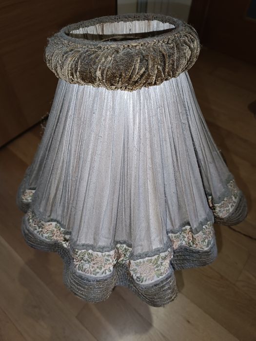 Candeeiro anos 40, com abajur de origem