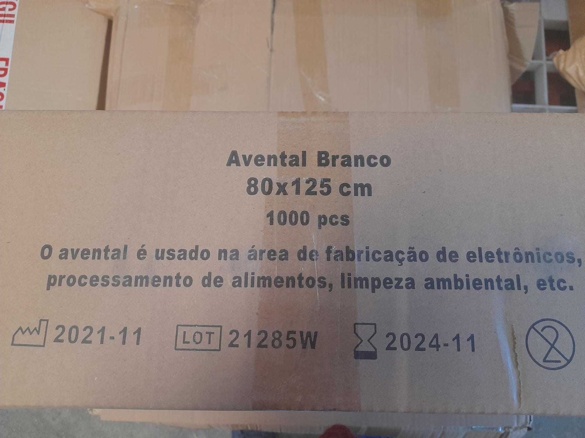 Avental descartável - 2,80 € por pack de 100 unidades