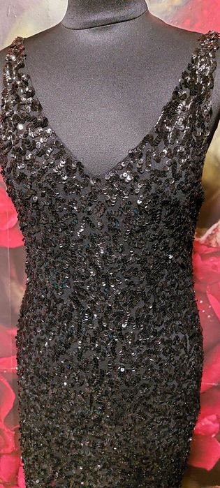 Платья (вечерние) р. 44-46