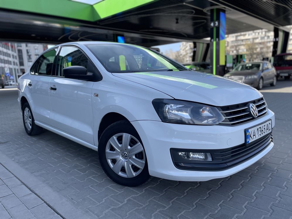 Volkswagen Polo sedan