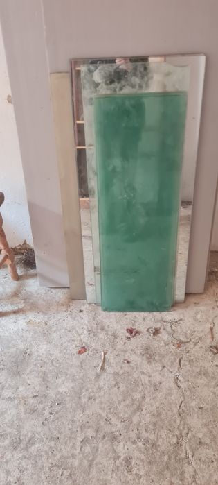 Скло і дзеркала різні розмірі