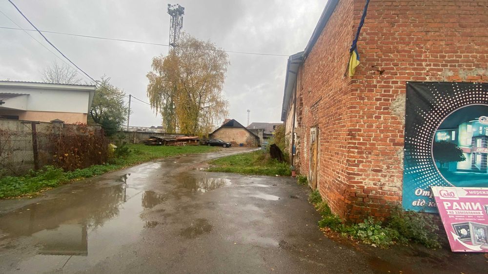 Продаж виробничо - складських приміщень