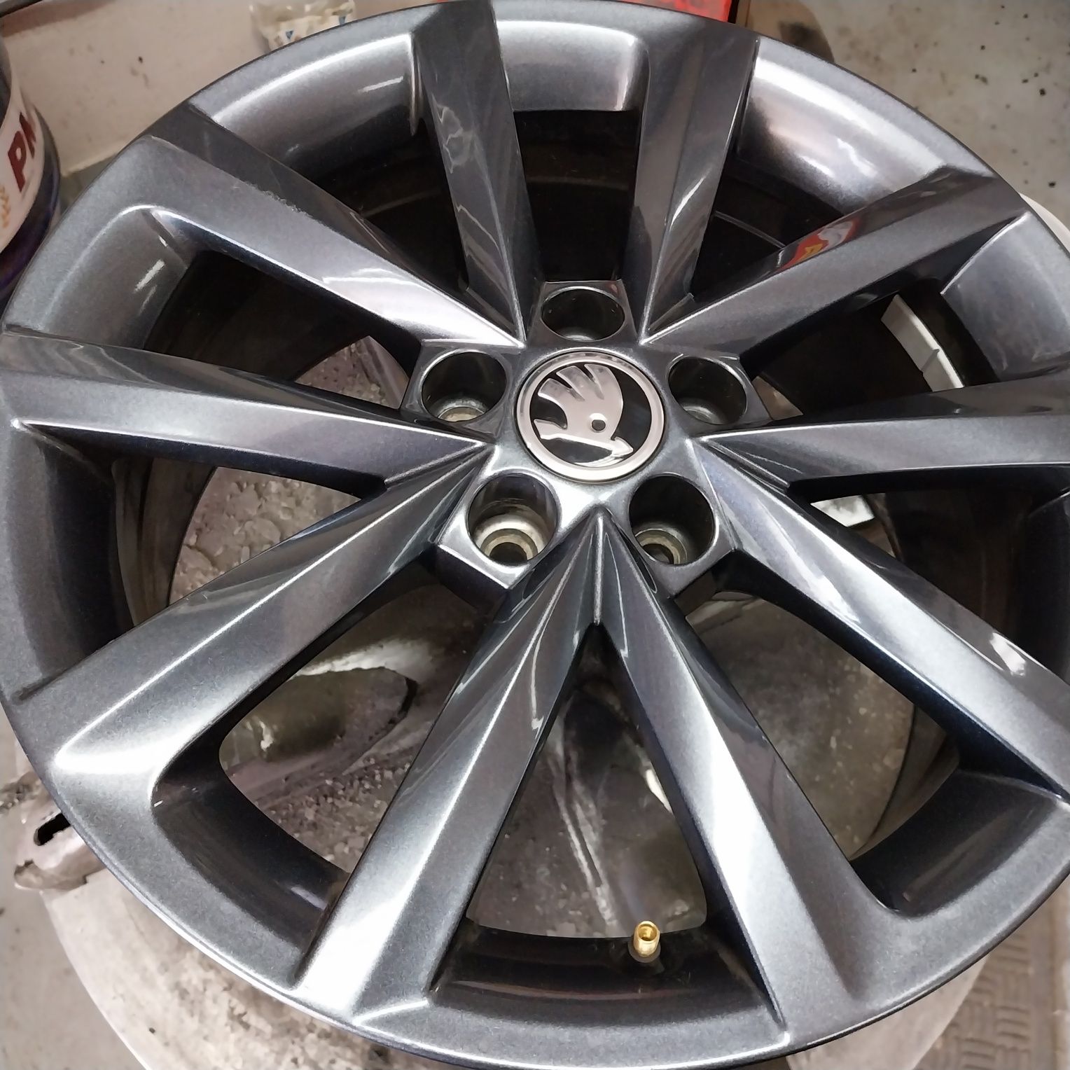 Oryginalna Felga Aluminiowa Skoda R16 5x100 7J ET 46