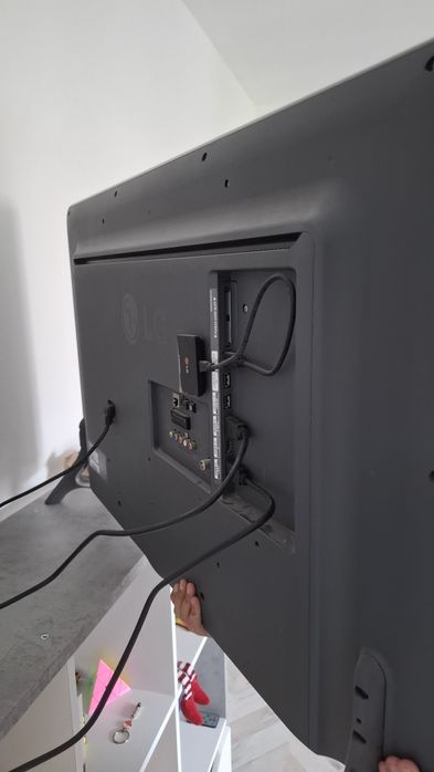 LG 42 Lb 5700 super stan