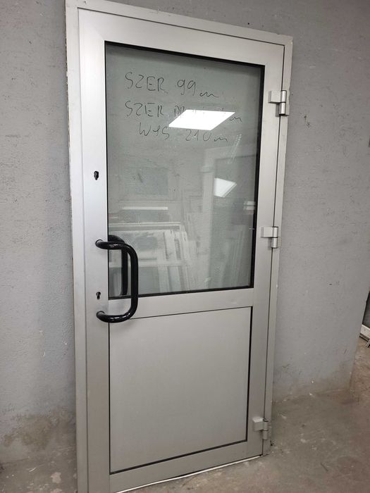 drzwi aluminiowe używane