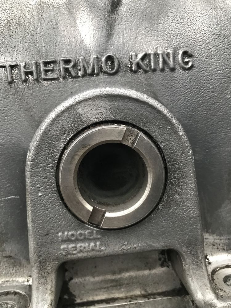 Компрессор Thermo king x214 5D4295G01