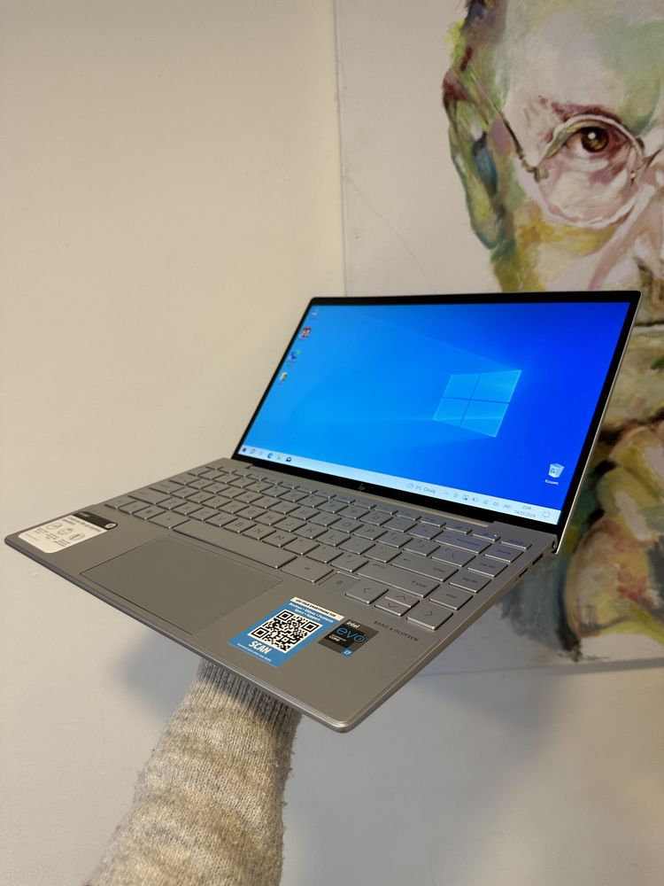 Сенсорний ноутбук HP Envy Laptop 13” i7-1165G7 - 8 GB RAM - 512 GB SSD