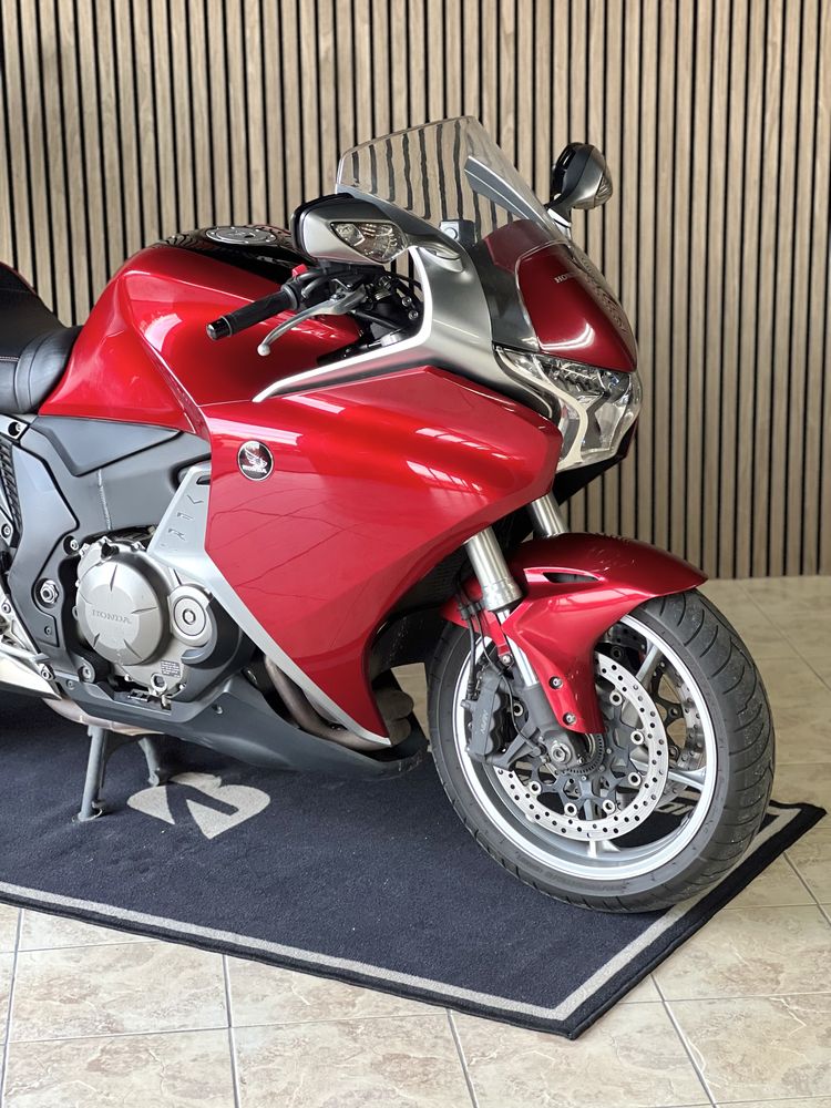 Honda VFR 1200 Ano 2010