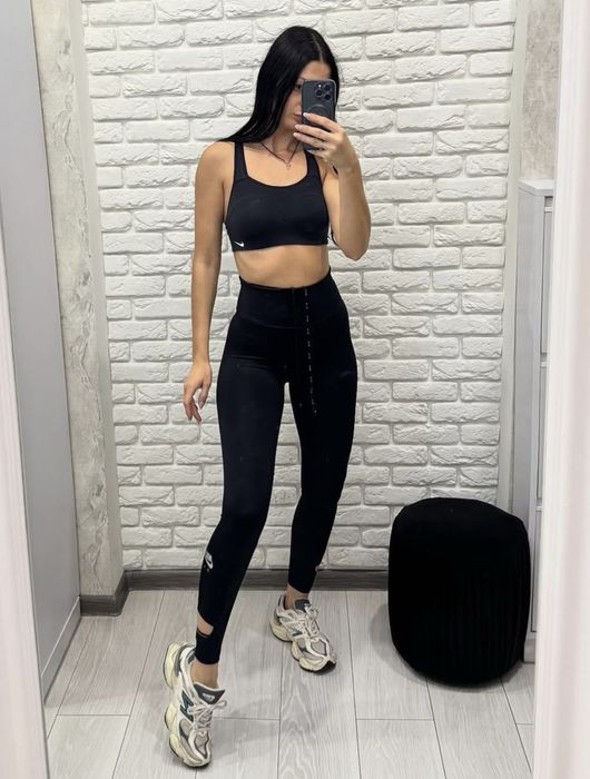 Чорні лосіни найк nike air для тренувань