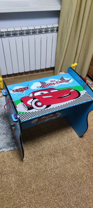Дитяча парта  із магнітною дошкою та стільчиком «Тачки"