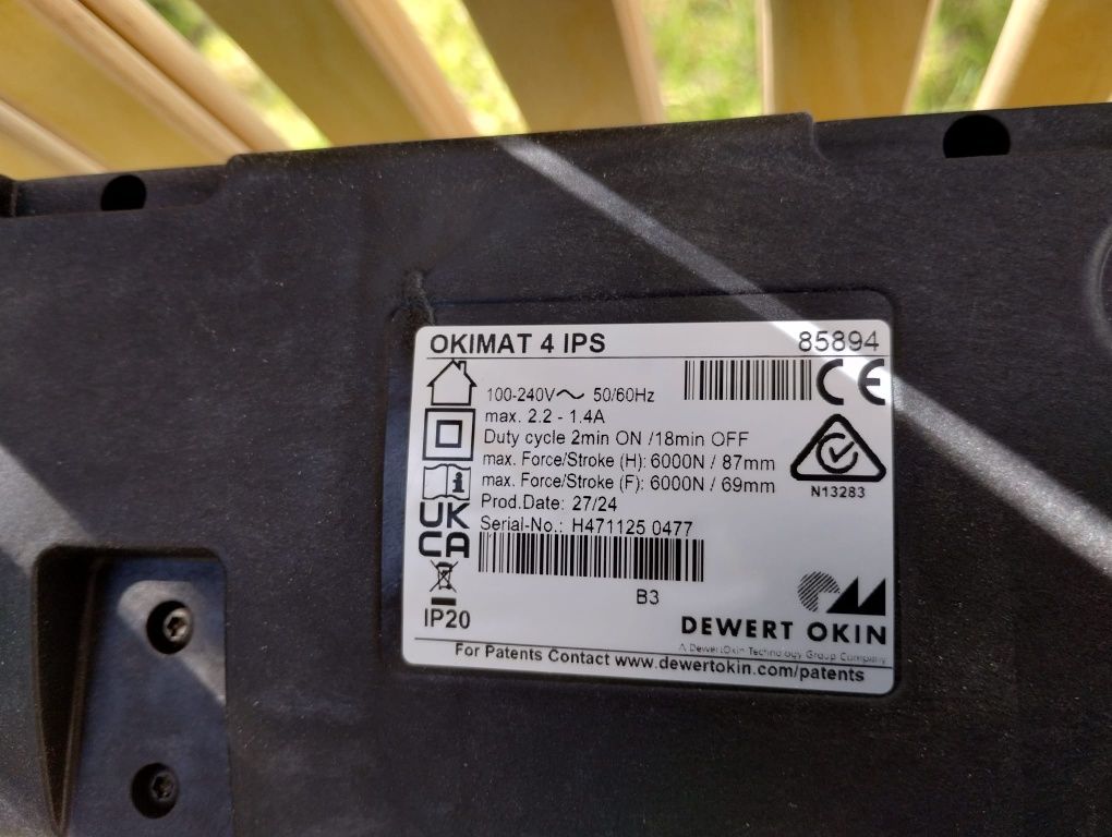 Materac ze stelażem elektycznyn do regulacji