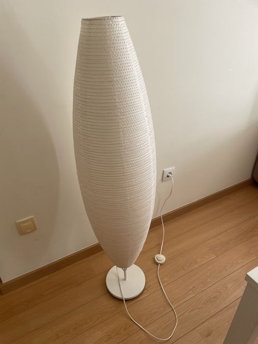 Candeeiro de pé, oval branco IKEA SOLLEFTEÅ