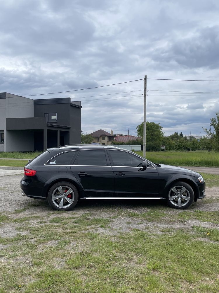 Audi A4 Allroad B8.5 2012