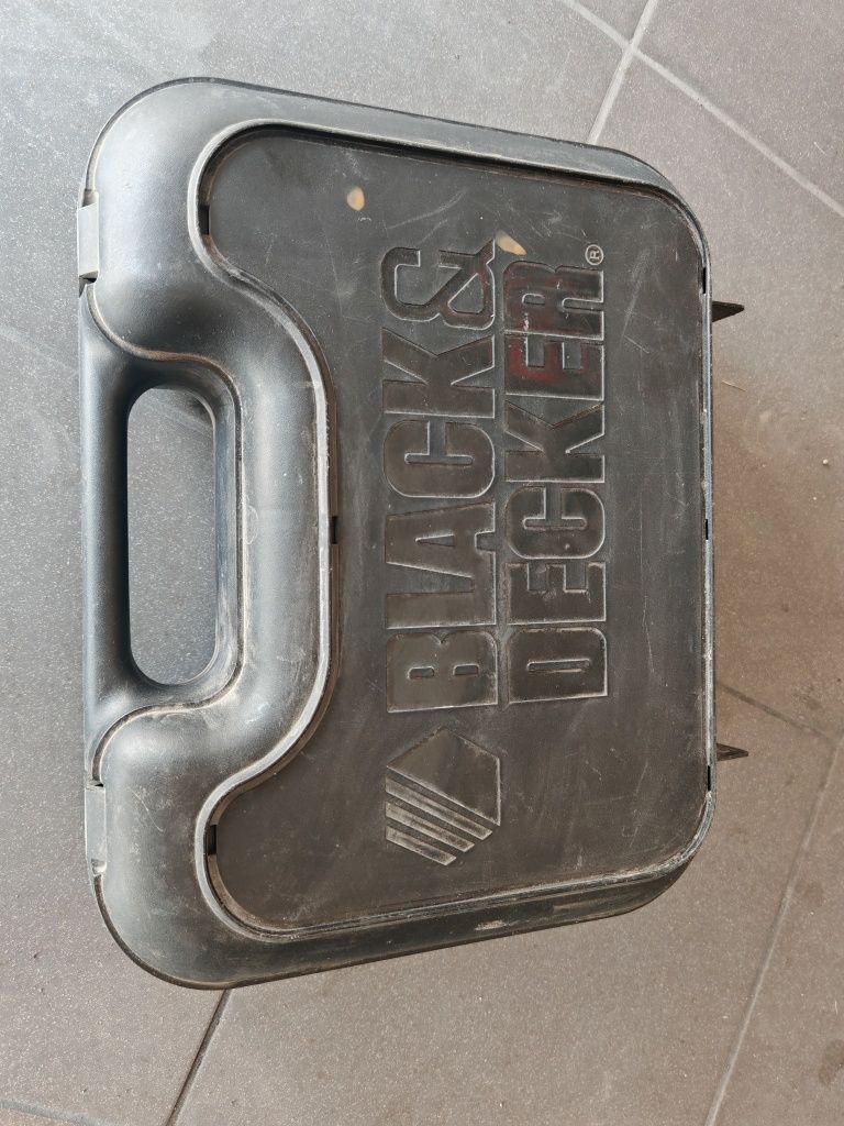Wyrzynarka Black&Decker KS 633E