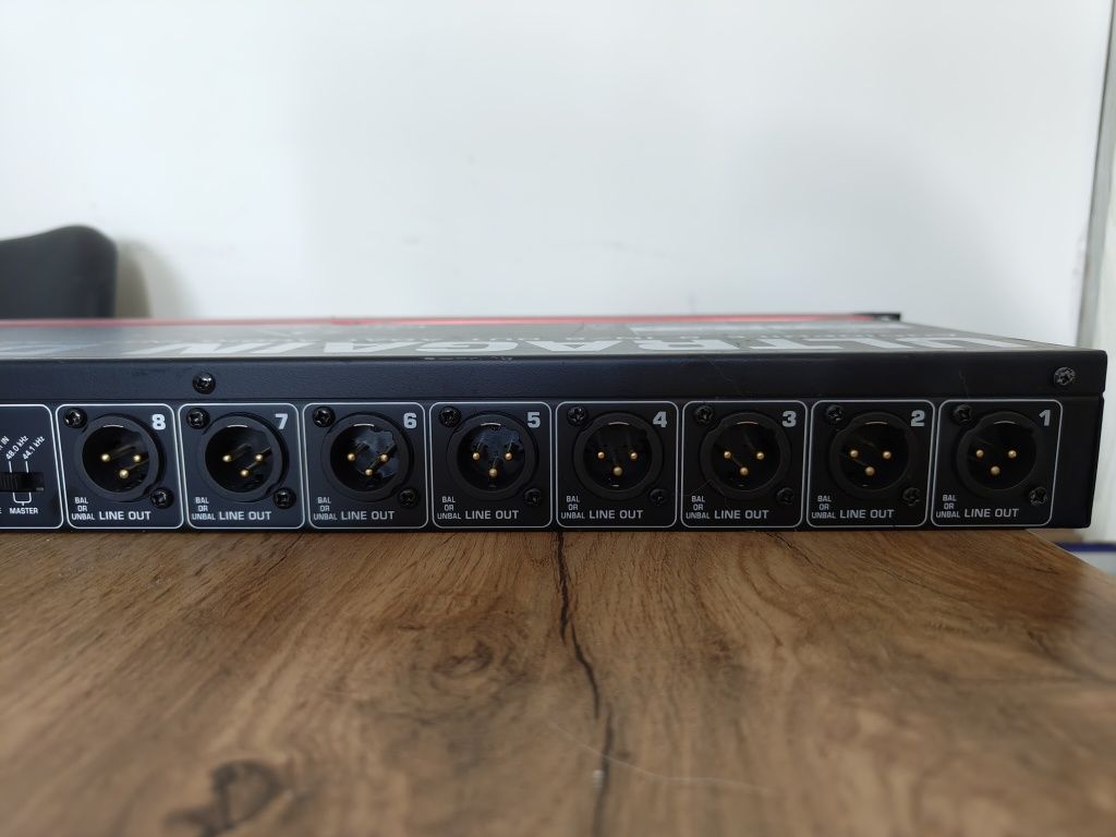 Behringer ada8200 interfejs 8 kanałowy