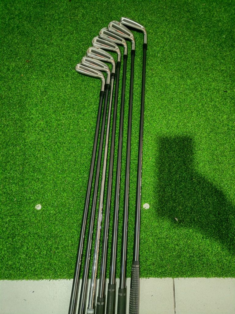 Golfe Titleist AP1 710 iron set 3-Pw