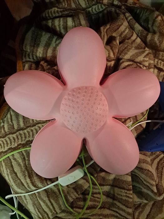 Lamka nocna, ścienna, kwiatek Ikea