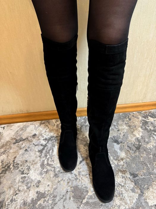 Натуральні замшеві зимові чоботи