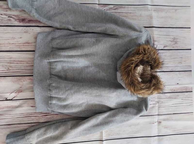 Zapinana na zamek bluza Abercrombie & Fitch