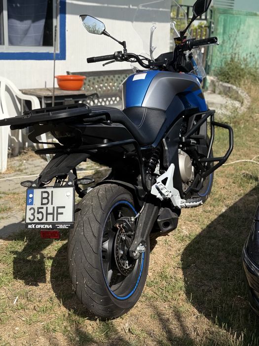 CfMoto 650 MT.