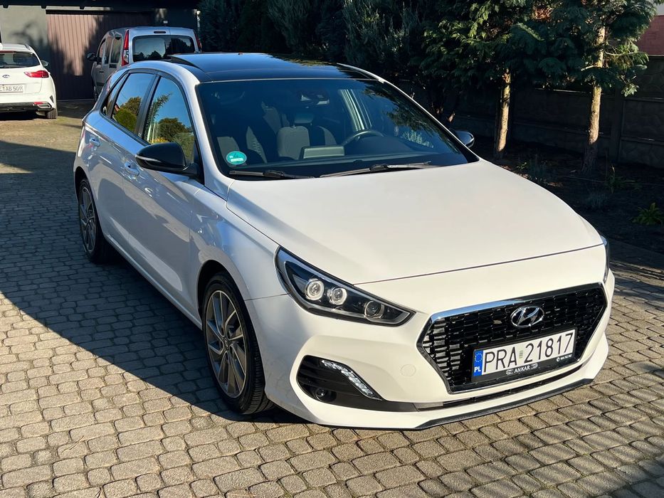 Hyundai I30 Hyundai I30 1.4 T-GDI FULL LED Navi kamera Panorama