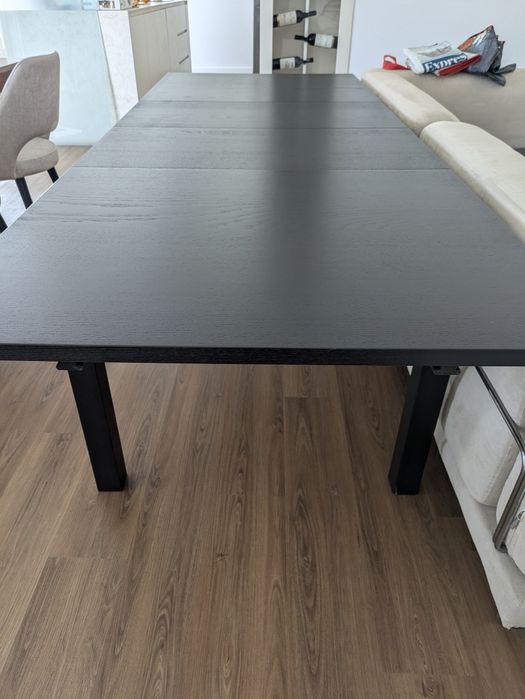 Mesa preta ikea Bjursta