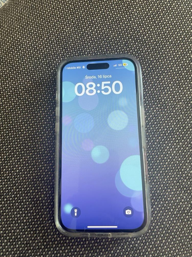 Sprzedam/ zamienie iphone 16 stan idealny