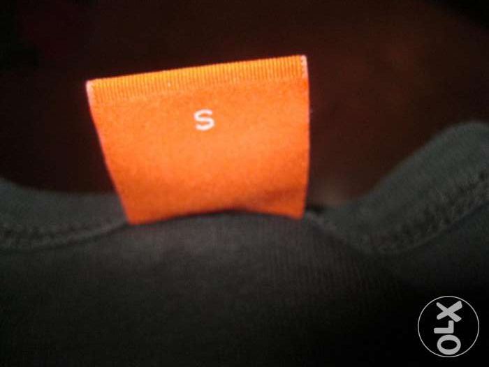 Продам реглан кофту Hugo Boss