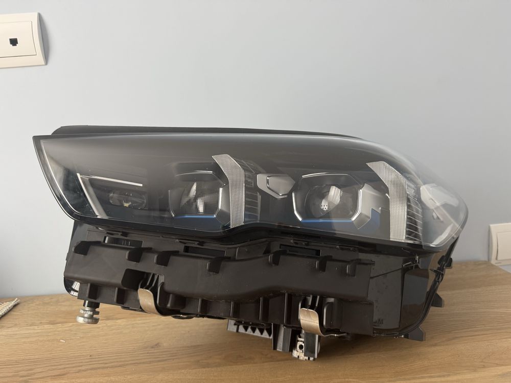 Фара BMW 5 G60 adaptive LED