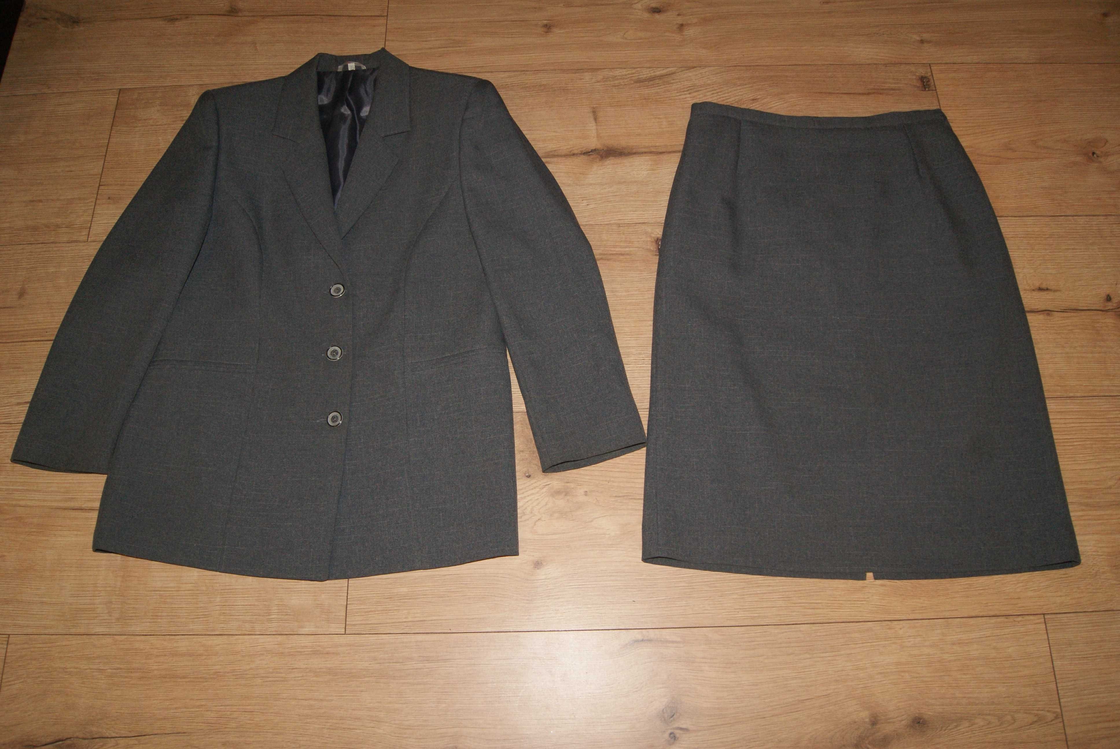 16 sztuk Zestaw ubrań L/XL  Garsonka bluzka spódnica itp