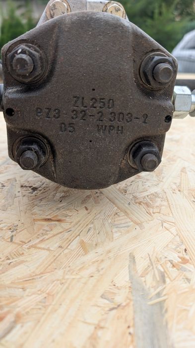 Pompa hydrauliczna podwójna