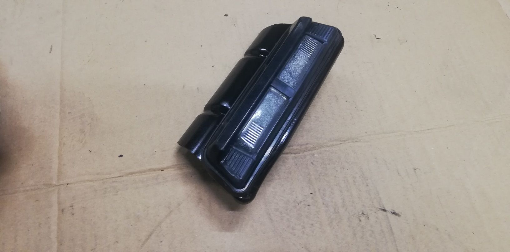 Fiat 126p lampa tablicy rejestracyjnej + stelaż do zderzaka chrom