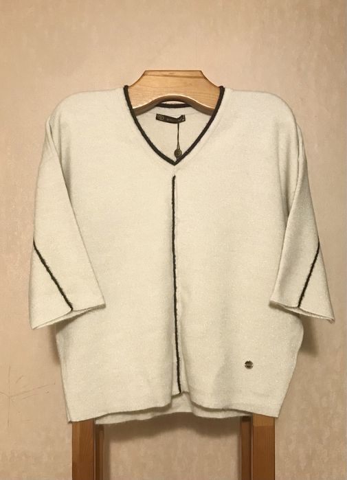 Нарядная кофта, свитер  Serianno. Размер М-L