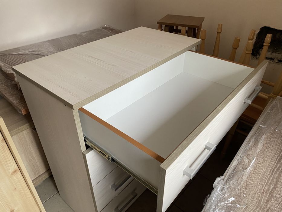 Комод в спальню