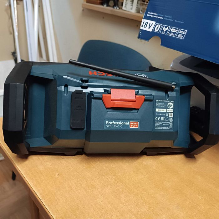 Radio budowlane Bosch Profesjonal GPB 18V-2c Nieużywane!