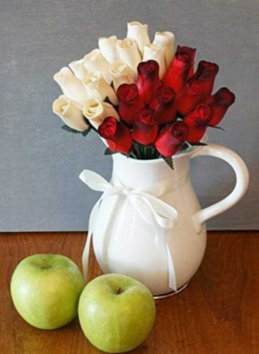 Rosas de Madeira ( uma Rosa de madeira é para empre)