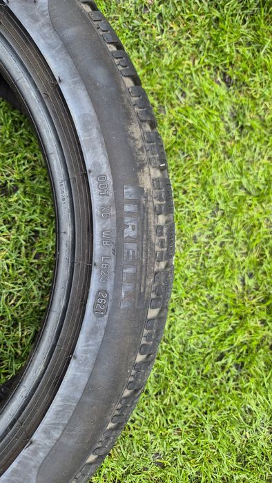 Pirelli Sottozero 235/45 R18
