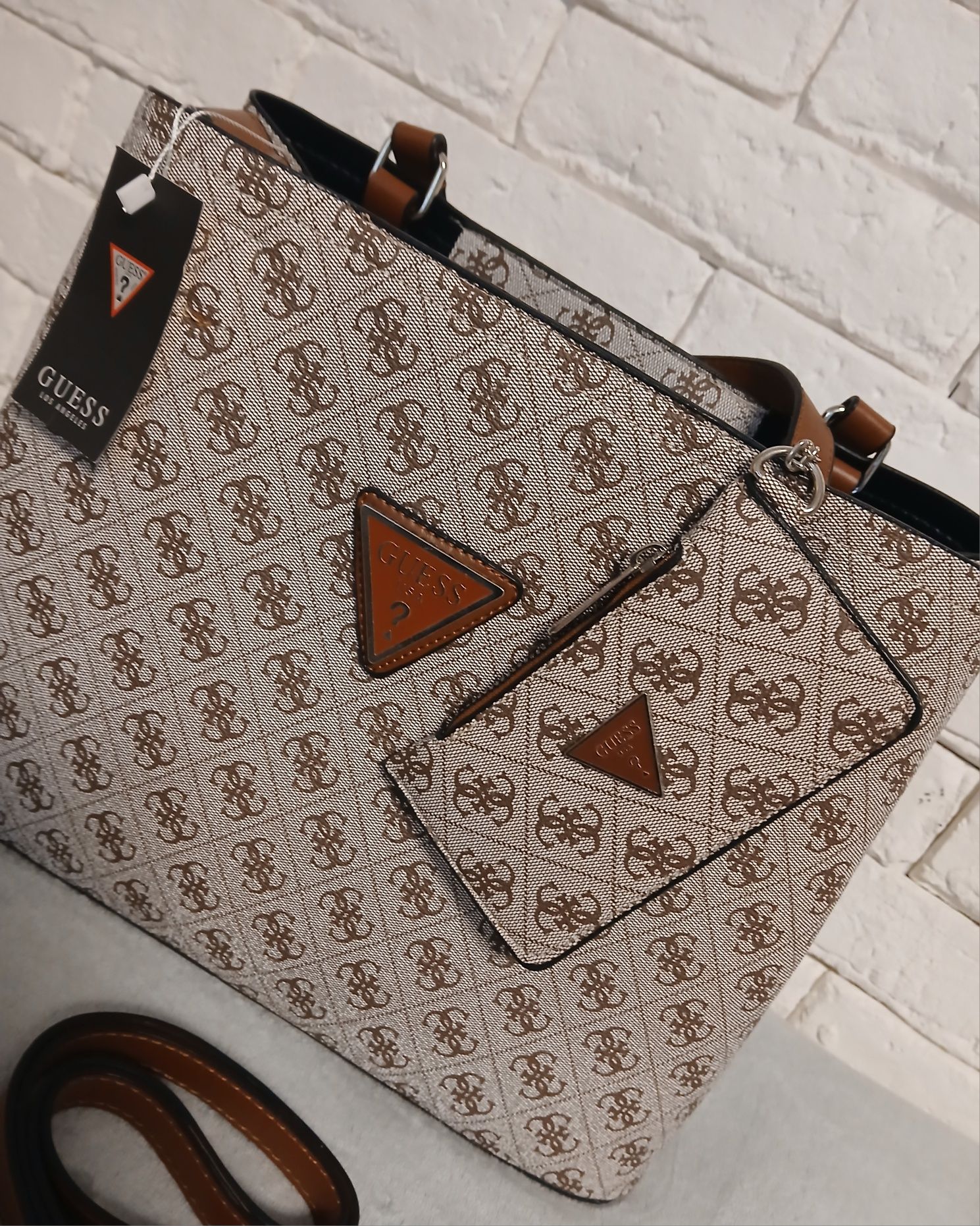 Torebka damska Guess