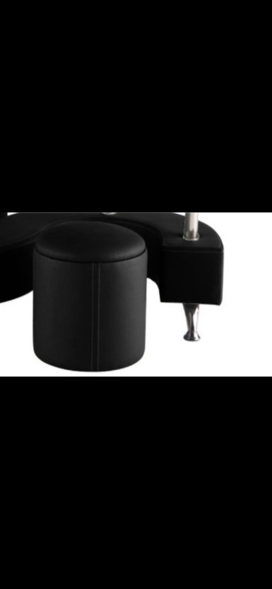 Mesa de centro com puffs