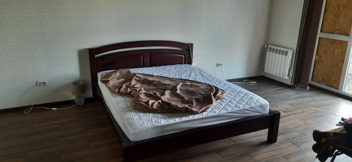 Таврический Шикарный дом с Солнечными панелями