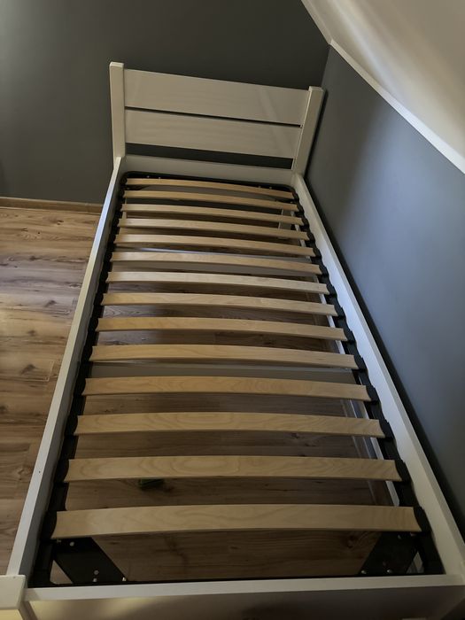 Sprzedam łóżko 90x200