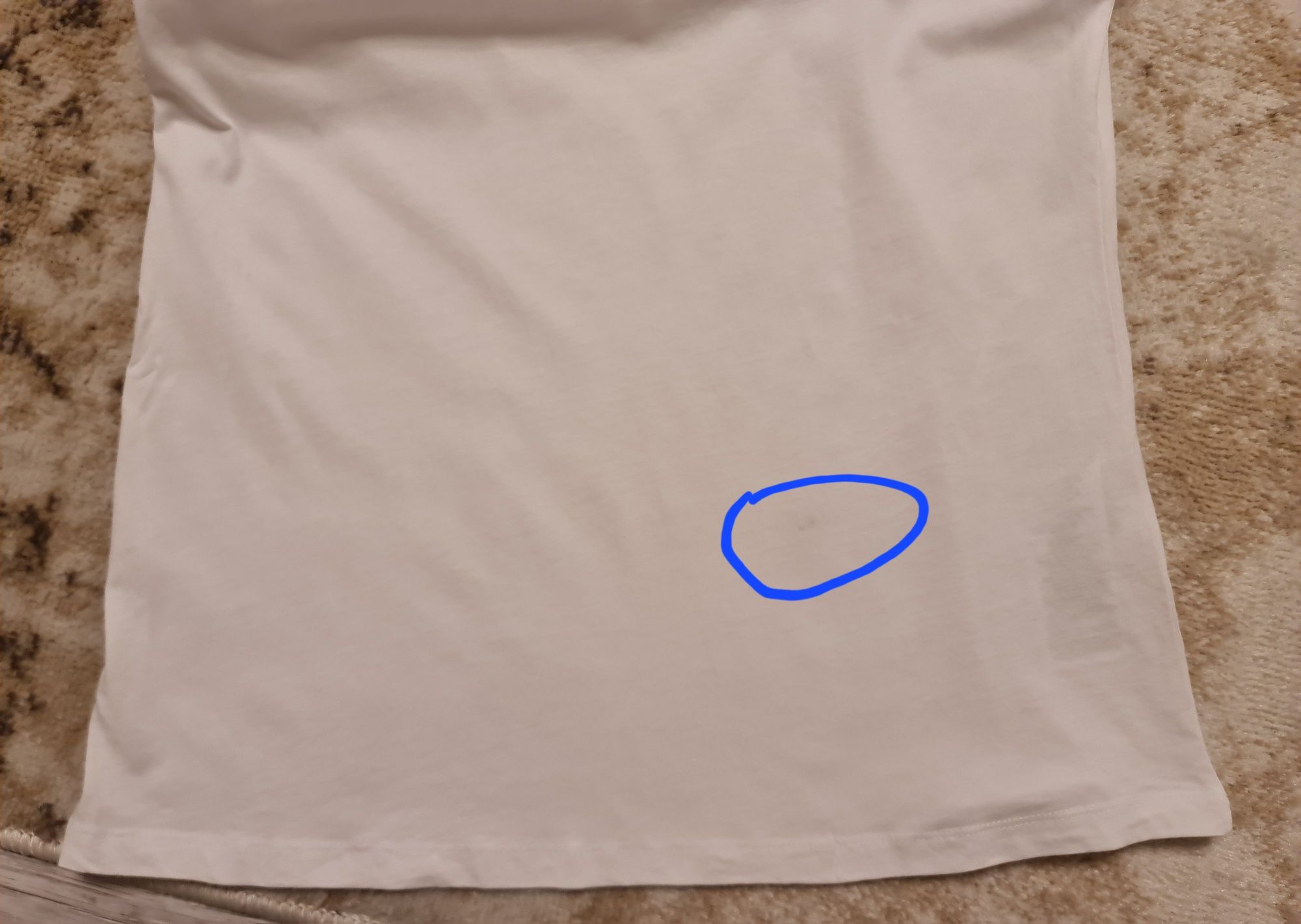 Biały t- shirt, koszulka Guess, złote logo