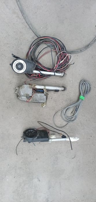 BMW E30 2d 4d baur  antena