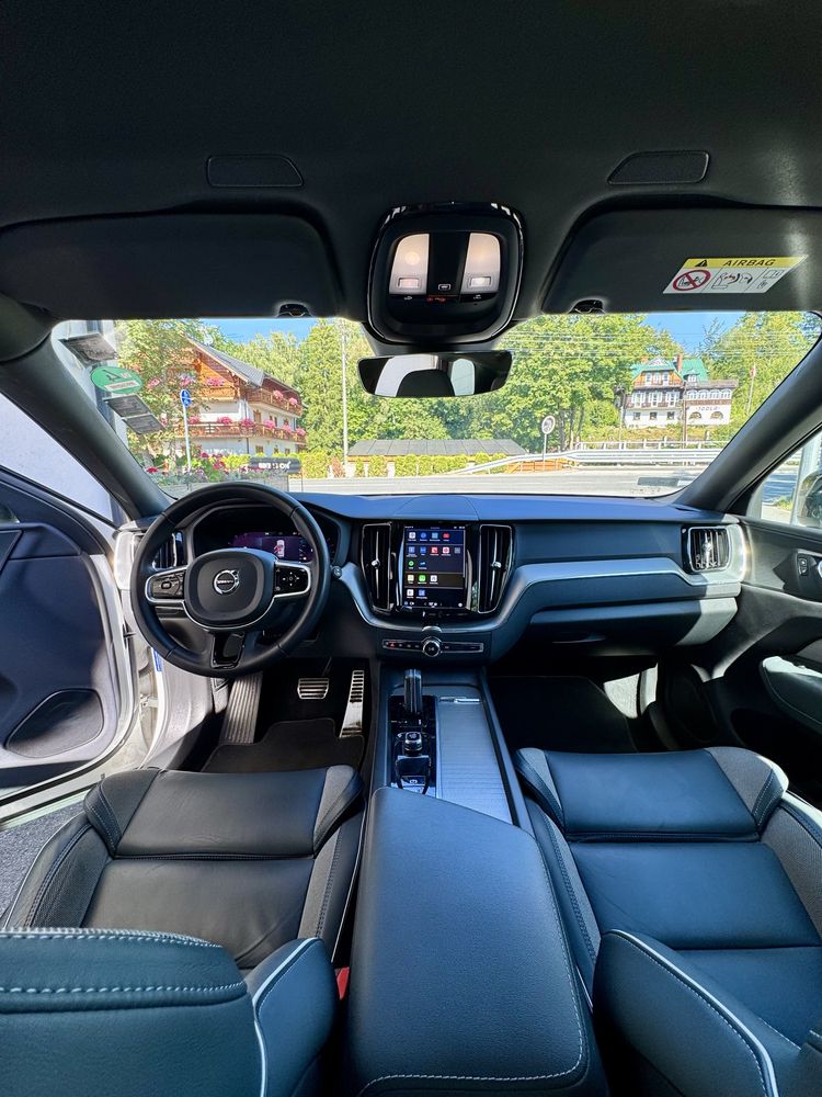 Volvo XC60 R-Design
